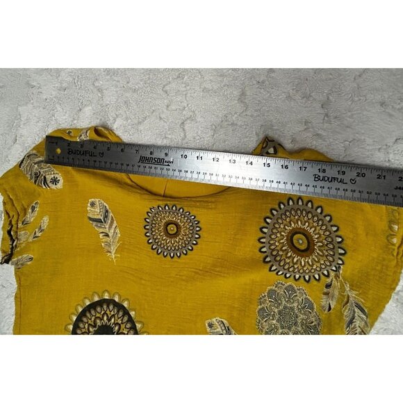 Made in Italy Women's Yellow Dream Catcher Print Short Dolman Sleeve Hi-Low Top - Picture 5 of 7